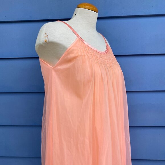 Vintage Sleep Wear Night Gown Lingerie Dress Peachy Pink Nylon SMALL - Picture 3 of 6